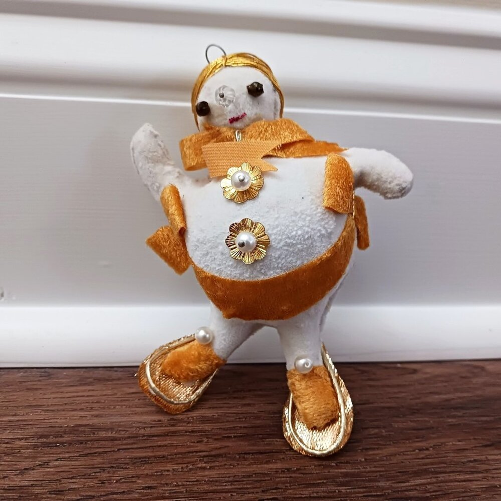 Vintage Flocked Snowman White Gold Snowshoes Dancing Ornament 4.5" Blow Mold